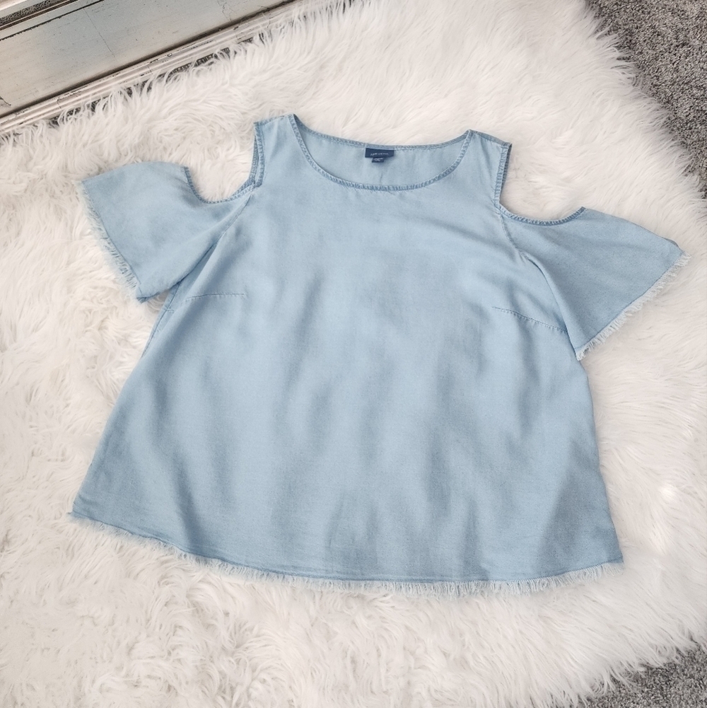 J.Jill Cold shoulder blouse size petite small. New without tags.
